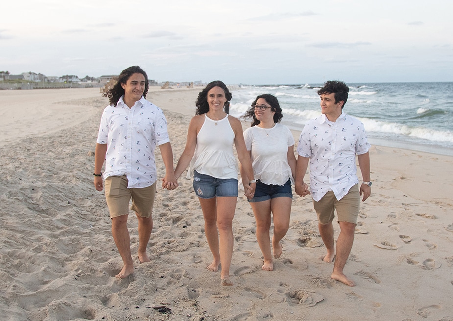 It's almost that time of year for Sea Girt Photoshoots on the beach. My summer months are most Sea Girt photo shoots of families throughout New Jersey and the Country.